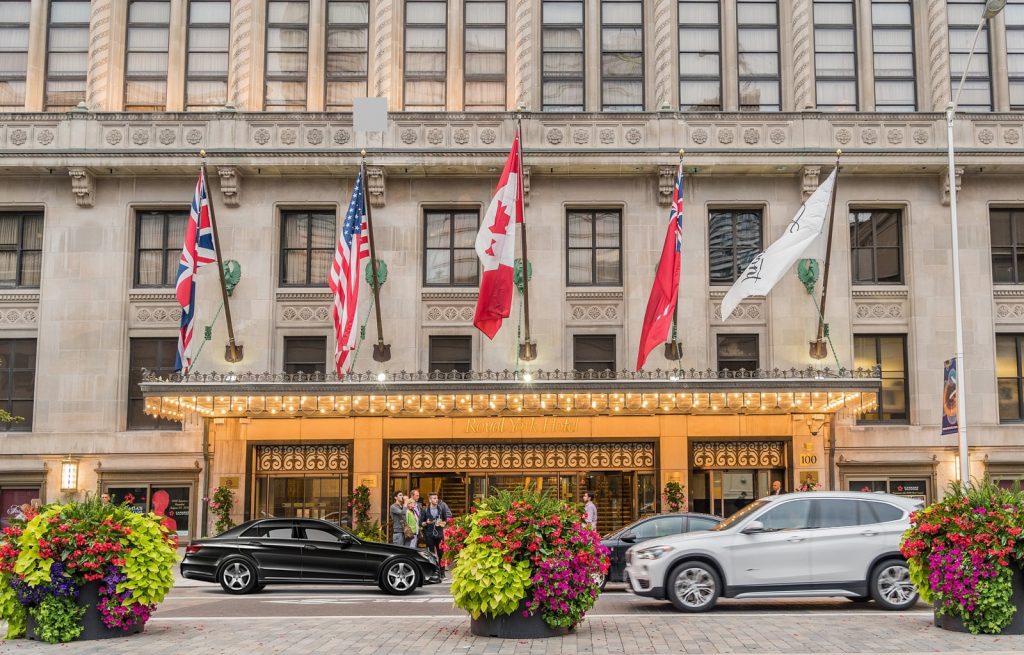 Hotel Transportation Service, Cambridge Hotel Shuttle, Hotel Shuttle Toronto Airport, Hotel Shuttle Toronto Pearson Airport, Hotel Transfer Limo Service